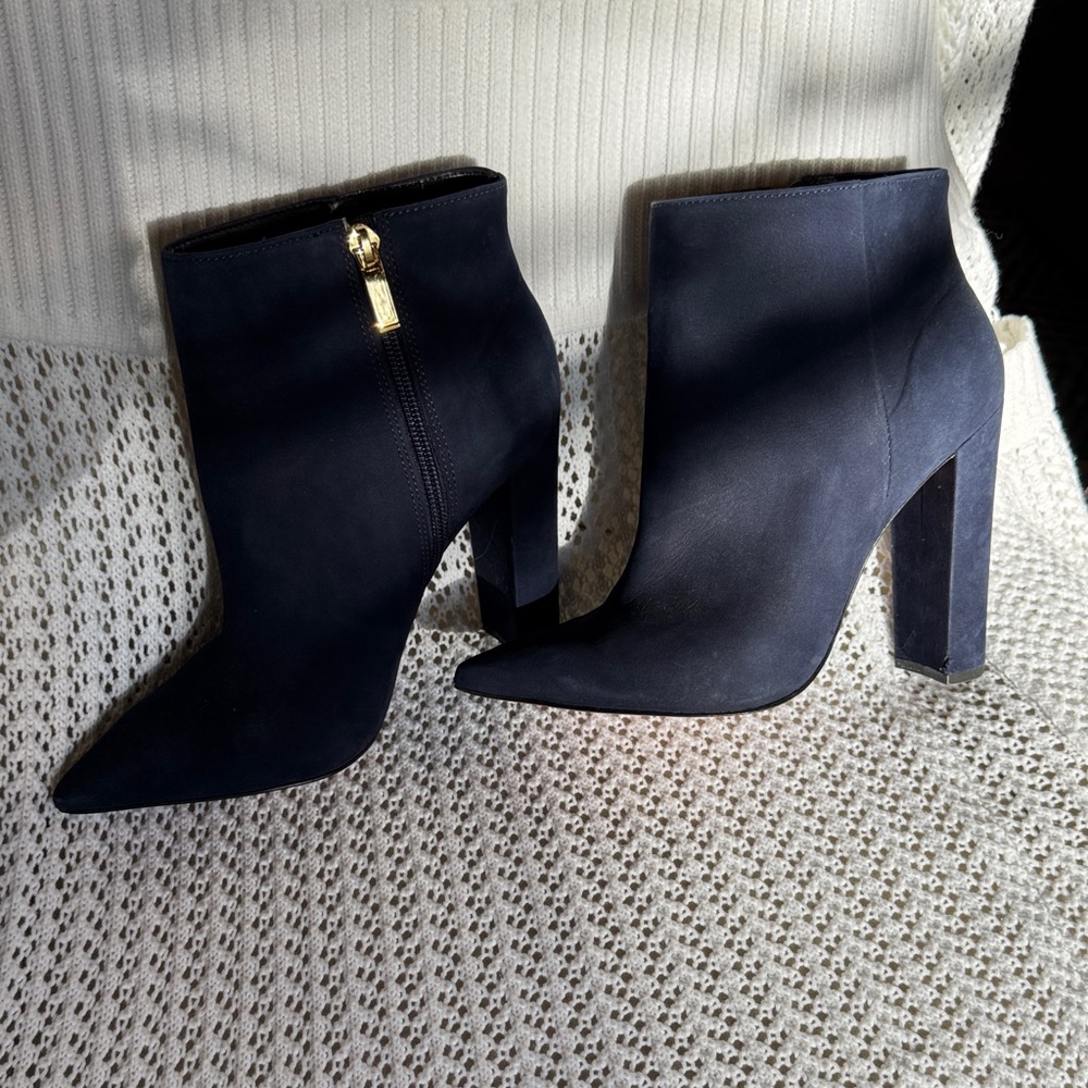 L'INTERVALLE Navy Heeled Boots